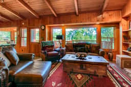 Willow Cove Lodge