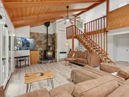 Hodges Hill Hideout