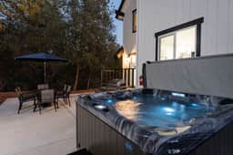 A Modern Hideaway