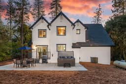 A Modern Hideaway
