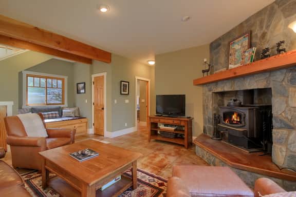 Aspen House in Fish Camp