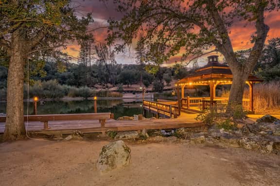 Oak Pond Retreat