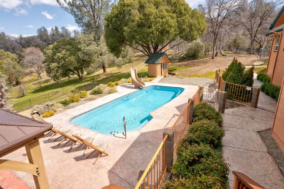 Yosemite Adventure House