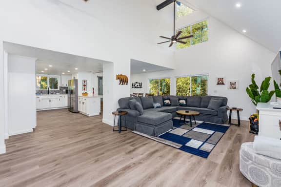 A Modern Hideaway