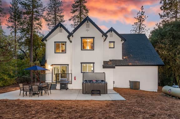 A Modern Hideaway