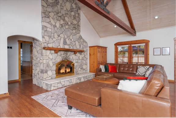 Cedar Creek Lodge