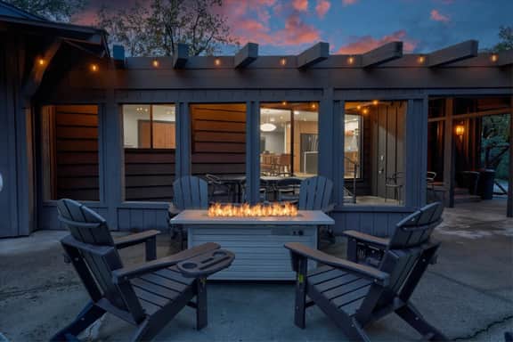 Yosemite Outpost