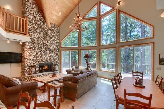Rivercrest Lodge