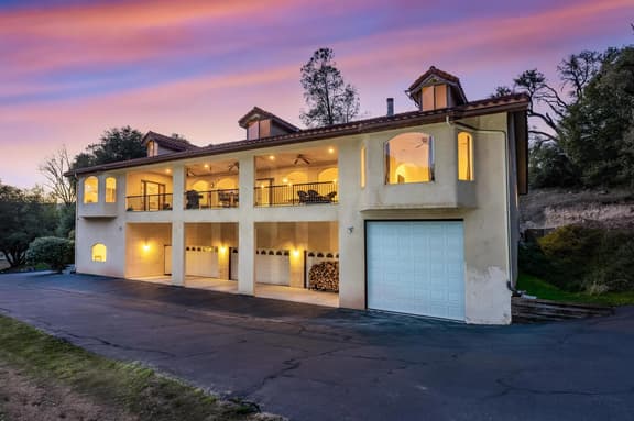 Big Oak Manor